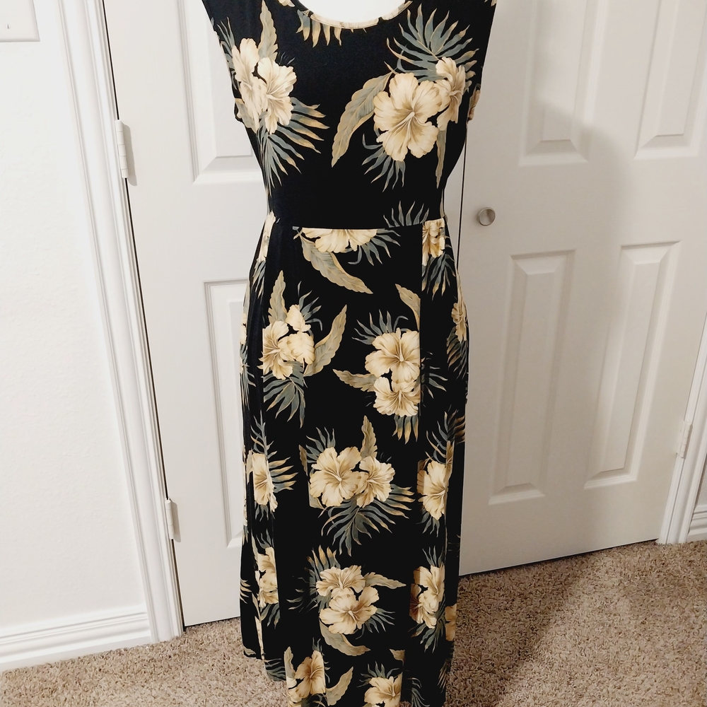 Floral Black Maxi Dress